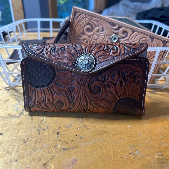 Brown Tooled Leather Wallet - Picture 1 of 3